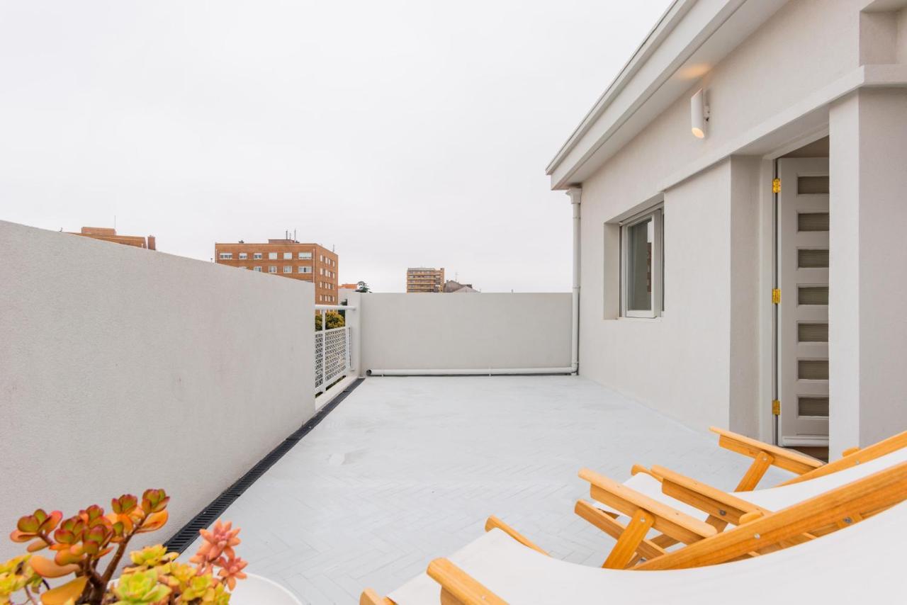 Incredible Duplex Penthouse & Terraces & Parking Apartment Porto Exterior photo